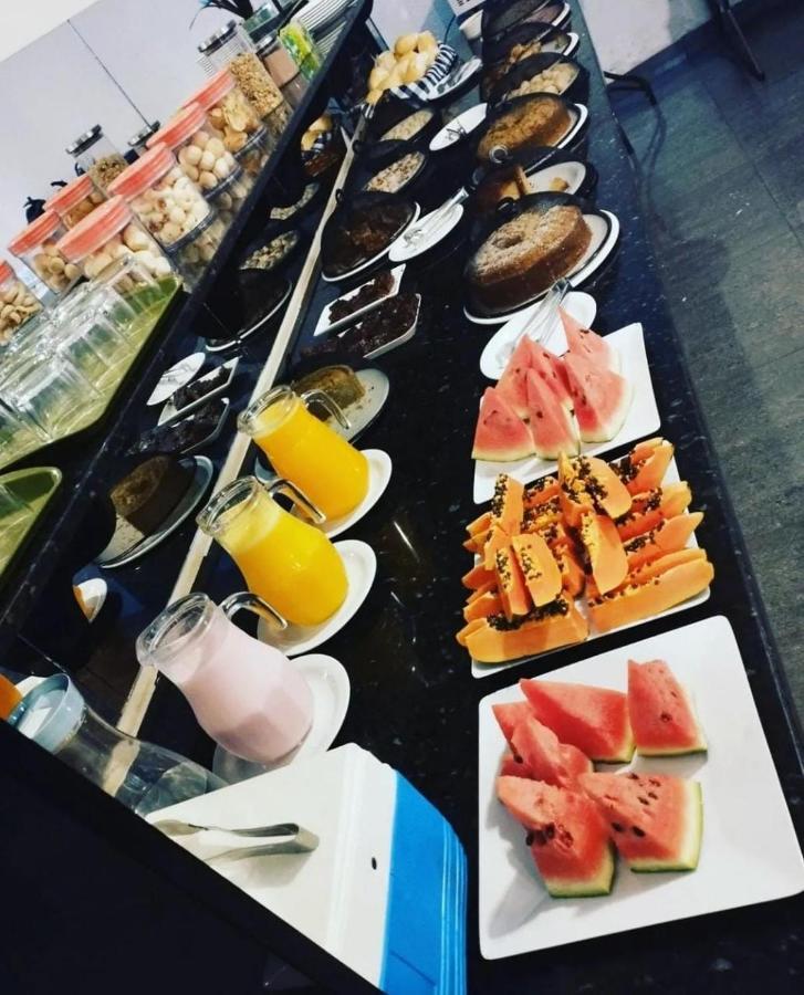 Turis Hotel Dourados Kültér fotó