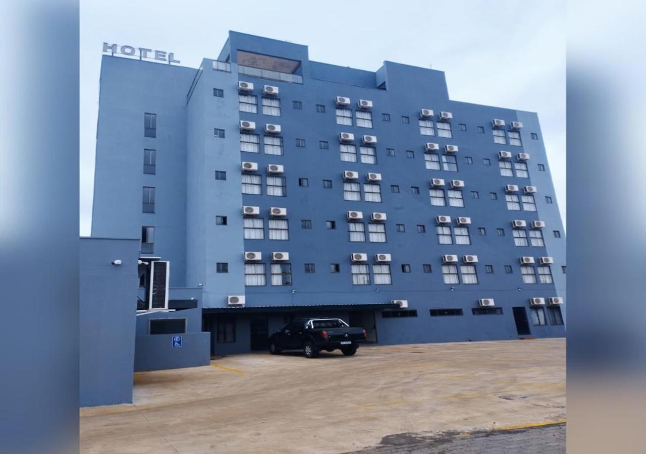 Turis Hotel Dourados Kültér fotó
